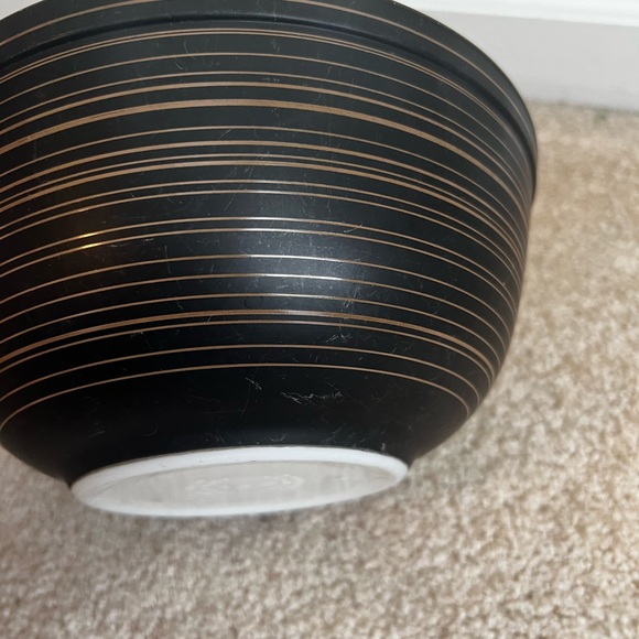 Vintage Pyrex Terra 403 Mixing Bowl - Picture 7 of 7